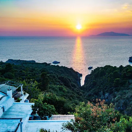 Cala Del Rio فندق مبيت وإفطار *