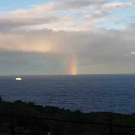 Cala Del Rio Couette-café