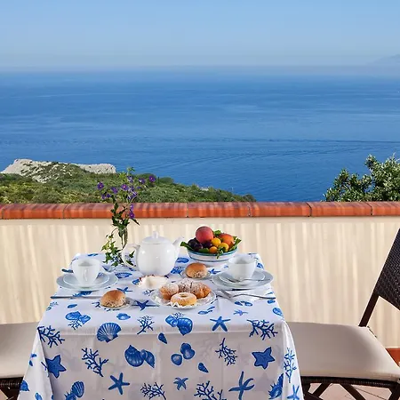 Cala Del Rio Couette-café *