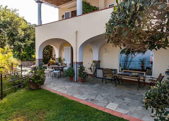 Cala Del Rio לינה וארוחת בוקר