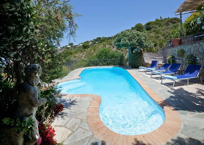 Cala Del Rio אנה קאפרי